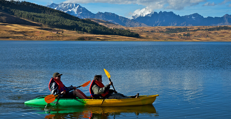 KAYAKING IN HUAYPO LAGOON